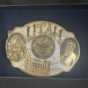 Montana Silversmiths Gold and Silver Belt Buckle